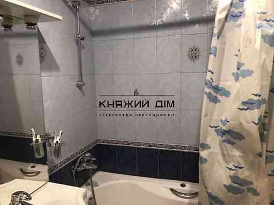 3 к. кв возле м. Харківська Код обьекта № 11204750 Київ