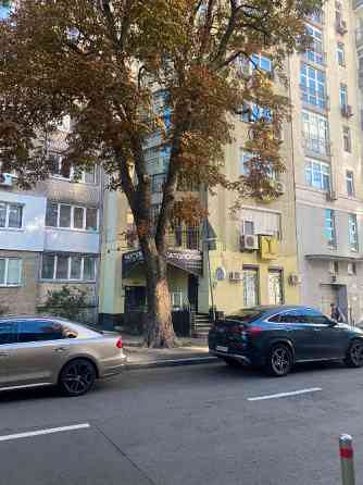 Продаж приміщення 67м2, Панаса Мирного 15, фасадний вхід, Печерськ, м. Печерська та Кловська Київ