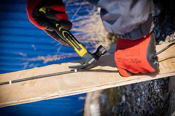 Молоток столярный MASTERTOOL 225 г HRC 50 рукоятка фиберглассовая 160 мм 02-0706 Харьков