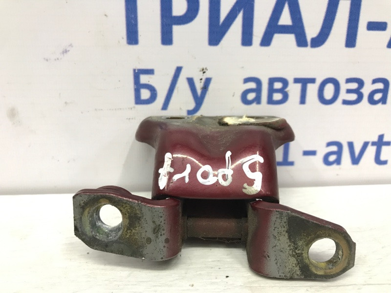 Петля двери задней левой Mitsubishi Pajero Sport K9 2.5 DIESEL 4D56 1996 (б/у) Київ - зображення 1