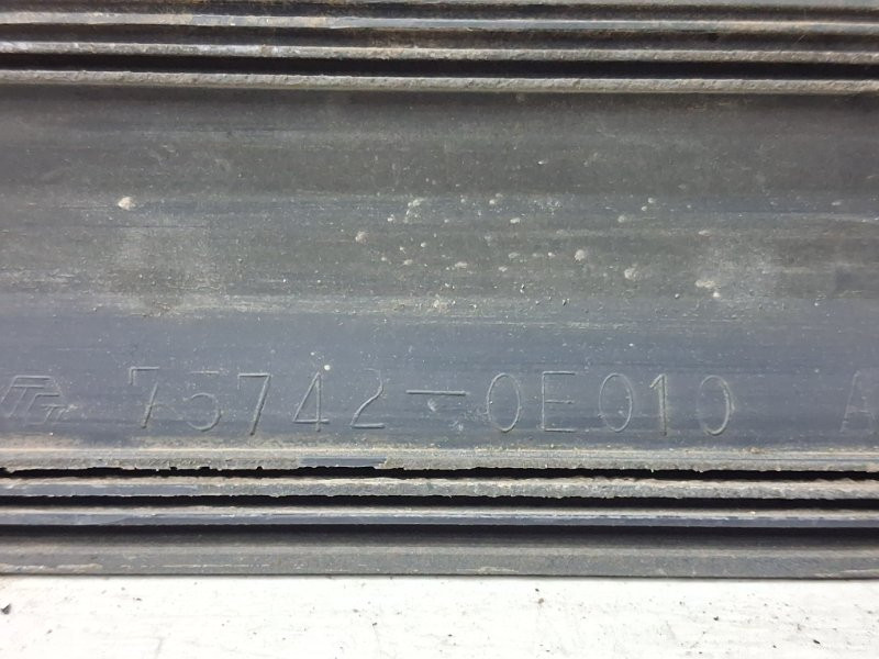 Накладка двери Lexus RX 350 2003-2009 757420E010 (Арт. 63308) Київ - зображення 5