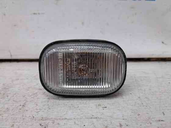 Повторитель поворотника Toyota Avensis 2002-2010 8173005041 (Арт. 71286) Київ