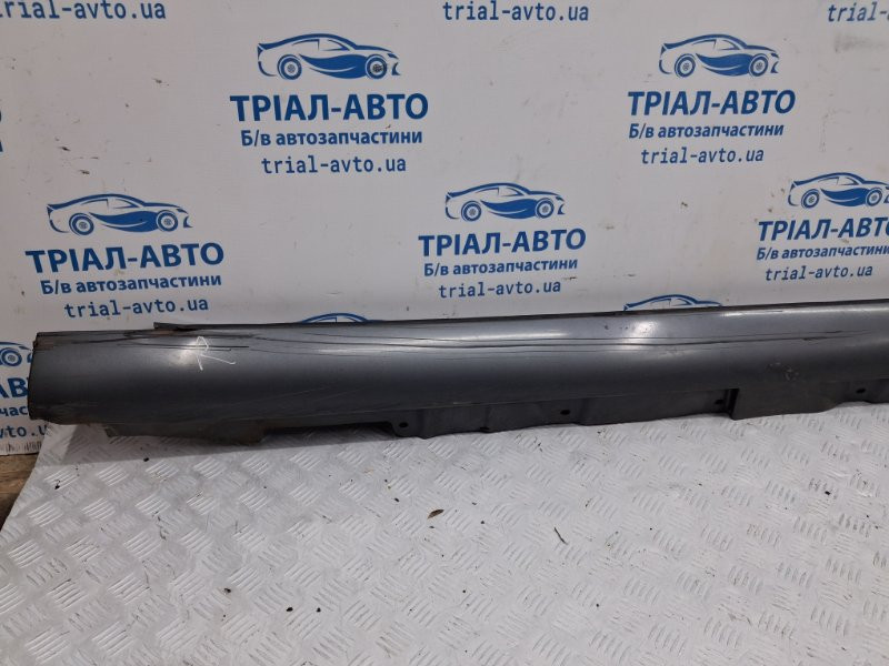 Накладка порога внешняя правая Toyota Avensis T25 2.2 DIESEL 2ADFTV 2002 (б/у) Київ - зображення 2