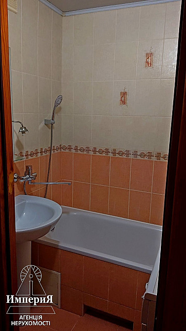 Трехкомнатная на Некрасова (Зенитного полка) с хорошим косметическим ремонтом. Біла Церква - зображення 3