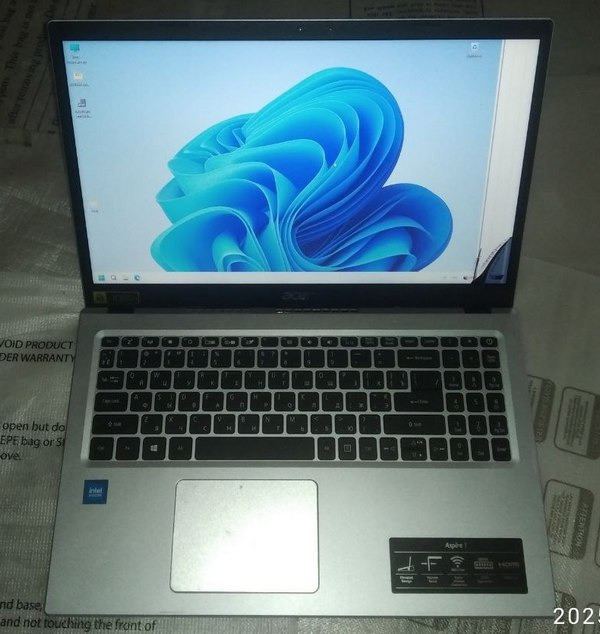 Ноутбук Acer Aspire 1 A115-32 Pure Silver Київ - зображення 2