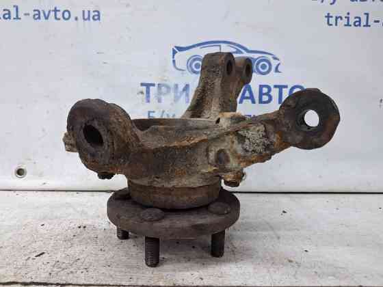 Кулак поворотный правый со ступицей Toyota Avensis T25 1.8 БЕНЗИН 1ZZFE 2002 (б/у) Київ