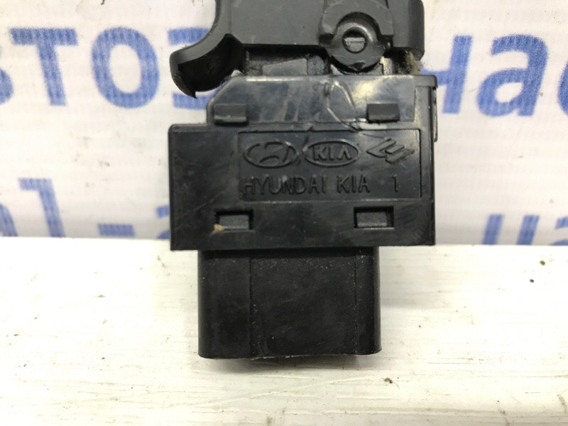 Кнопка стеклоподъемника Kia Sorento BL 2.5 DIESEL D4CB 2002 (б/у) Киев - изображение 3