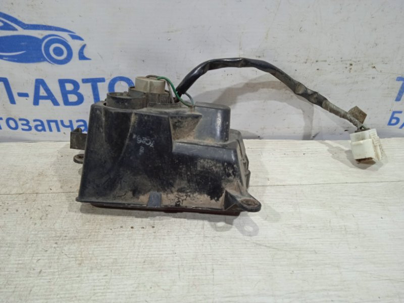 Катафот правый Mitsubishi Pajero Wagon 4 3.2 ДИЗЕЛЬ 4M41 2006 задн. прав. (б/у) Киев - изображение 2