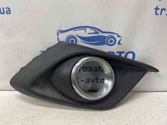 Решетка противотуманки правая Mazda 3 BM 2.2 DIESEL 2013 (б/у) Київ