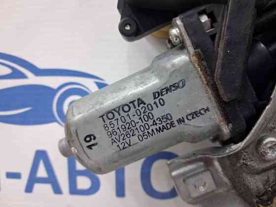 Стеклоподъемник передний правый Toyota Auris E150 1.6 БЕНЗИН 1ZRFAE 2006 (б/у) Київ