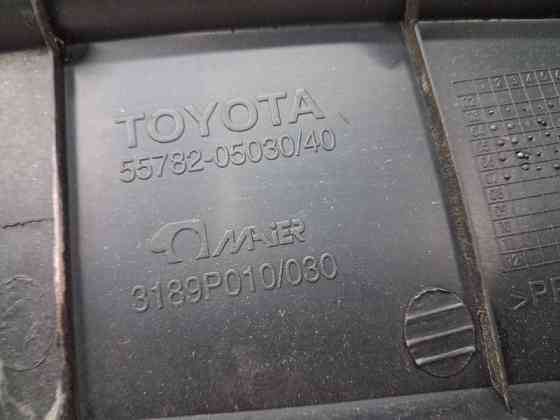 Дефлектор дворников Toyota Avensis 2002-2010  (Арт. 78395) Київ