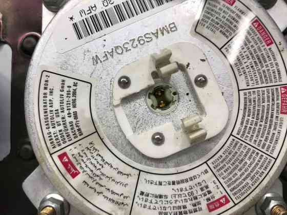 Подушка безопасности в руль Mitsubishi Pajero Sport 1996-2008 MR493567 (Арт. 54868) Киев