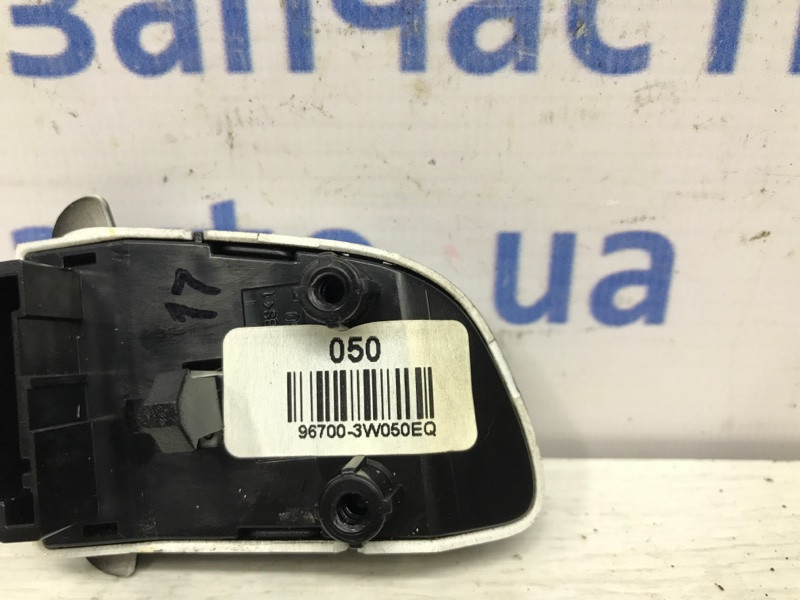 Кнопки руля Kia Sportage SL 1.7 DIESEL D4FD 2010 (б/у) Київ - зображення 4