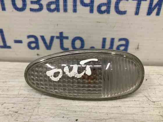 Повторитель поворотника Mitsubishi Outlander 2003-2006 MR522027 (Арт. 30475) Киев