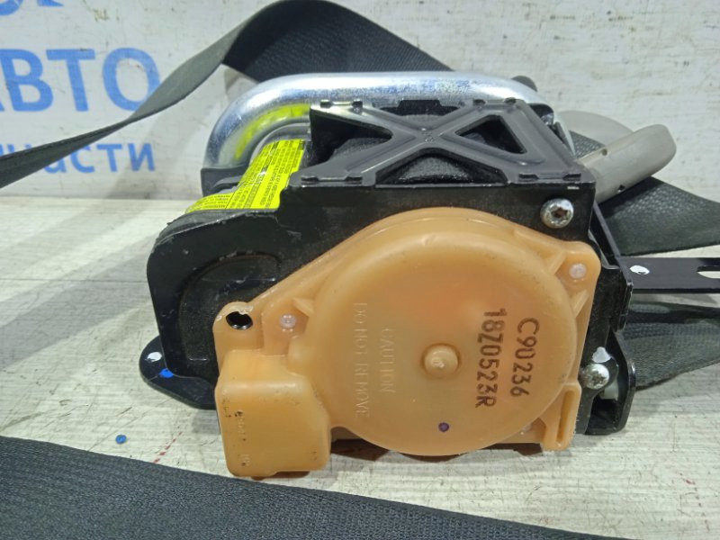 Ремень безопасности передний правый Mitsubishi L200 KB 2.5 ДИЗЕЛЬ 4D56U 2006 (б/у) Київ - зображення 2