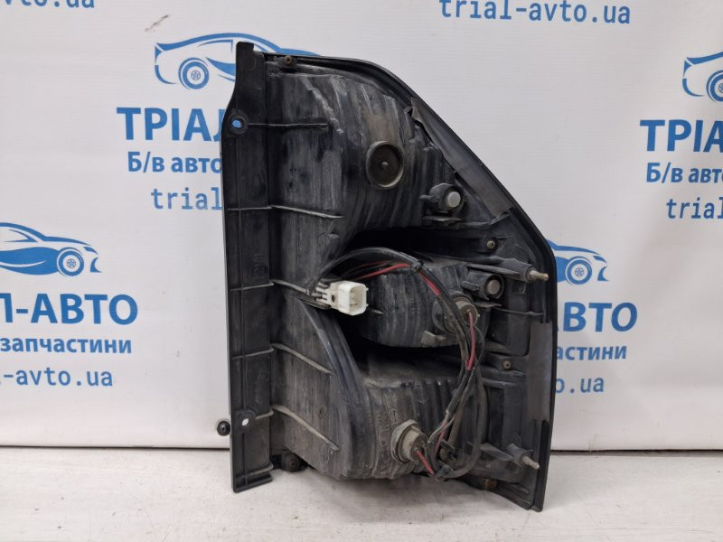 Фонарь задний внешний левый Mitsubishi Pajero Wagon 3 3.2 ДИЗЕЛЬ 4M41 1999 (б/у) Київ - зображення 4