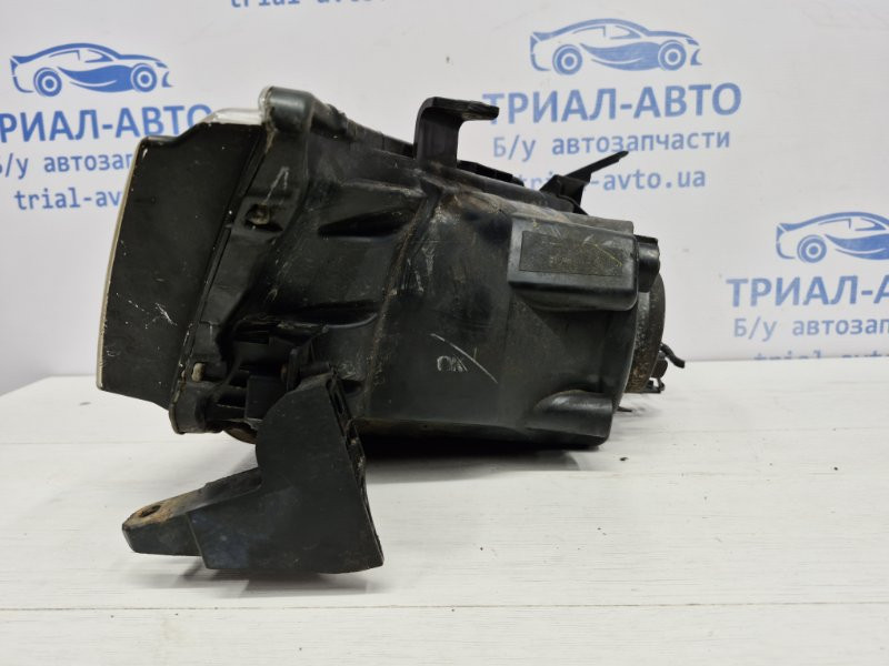 Фара правая галоген Mitsubishi L200 KB 2.5 ДИЗЕЛЬ 4D56U 2006 (б/у) Київ - зображення 6