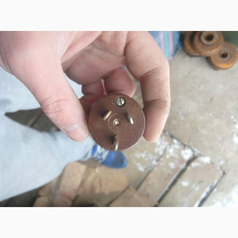 Вилки бытовые, электрические, 3-х фазные, круглые, , 10а. 250в. -50шт. Харків - зображення 1