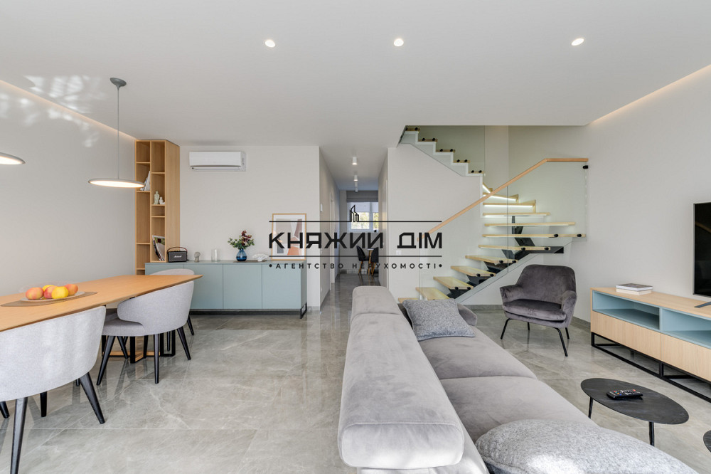 Без комиссии! Аренда таунхауса с дизайнерским ремонтом с. Гореничи. КОД ОБЪЕКТА: 139054. Київ - зображення 1