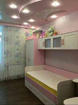 Здаю в оренду стильну трикімнатну квартиру Київ