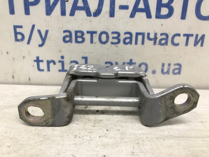 Петля двери задней правой Nissan X-Trail T32 1.6 DIESEL R9M 2014 (б/у) Киев - изображение 2