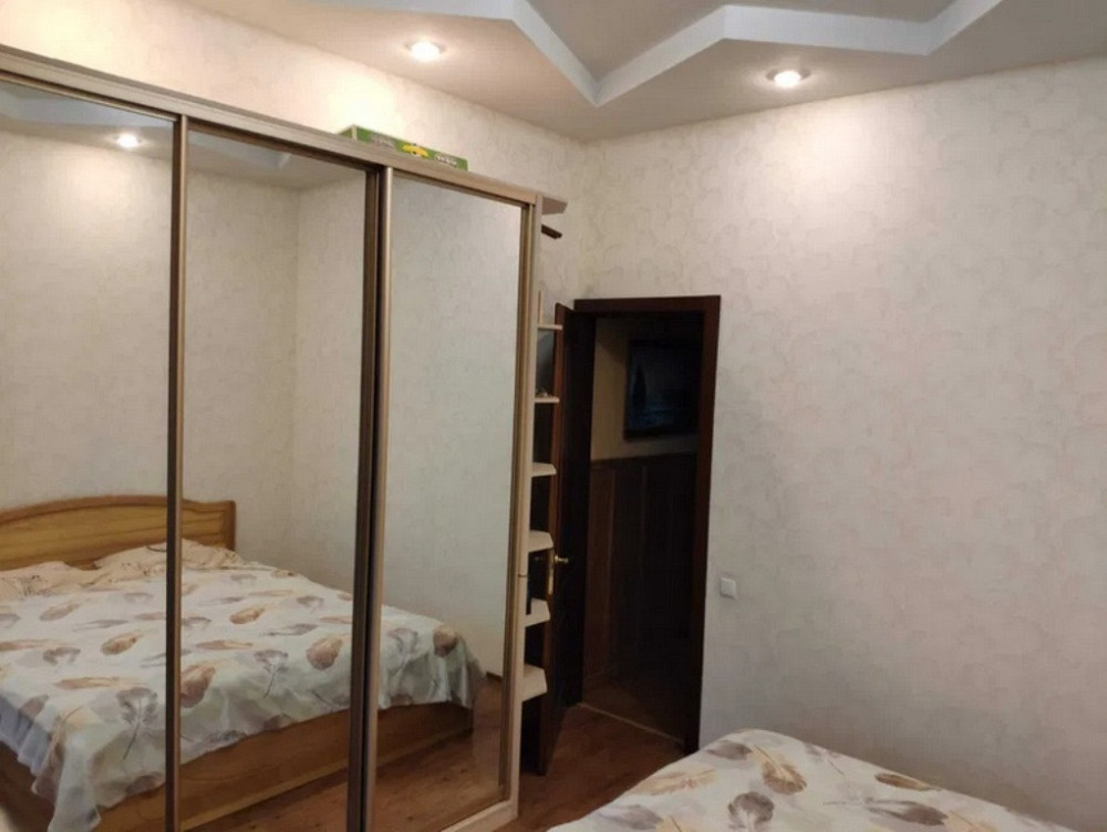 Продам. 3-к.кв. 2/2, центр, спуск Крутогорный Днепр - изображение 4