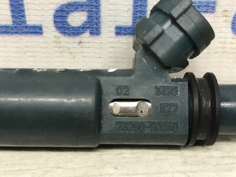 Форсунка топливная Toyota Land Cruiser J100 4.7 1998 (б/у) Киев - изображение 3