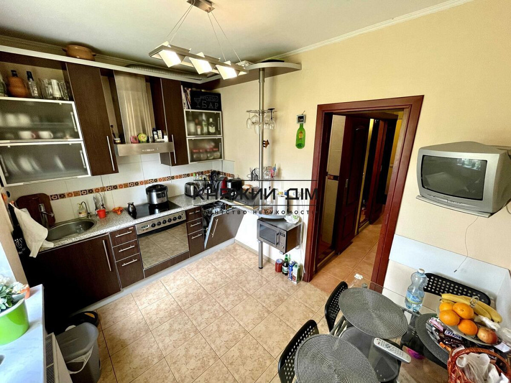 2-кімнатна квартира з ремонтом та меблями біля озера Сонячне | Позняки Київ - зображення 6