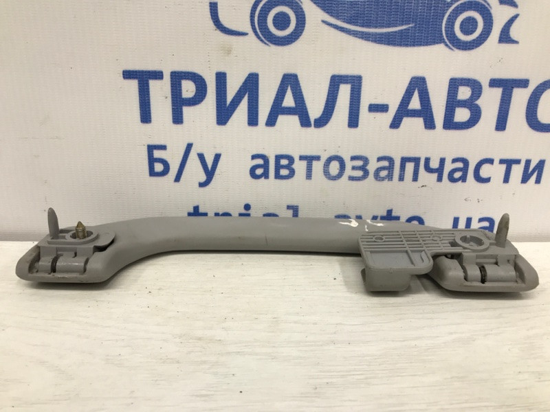 Ручка потолка Mitsubishi Pajero Sport K9 2.5 DIESEL 4D56 1996 (б/у) Киев - изображение 3