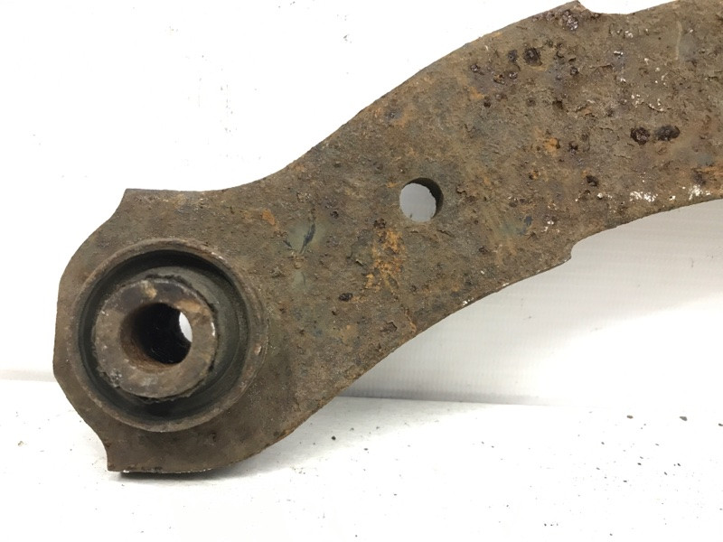 Рычаг задний поперечный Mitsubishi Lancer 10 1.5 БЕНЗИН 4A91 2007 (б/у) Киев - изображение 3