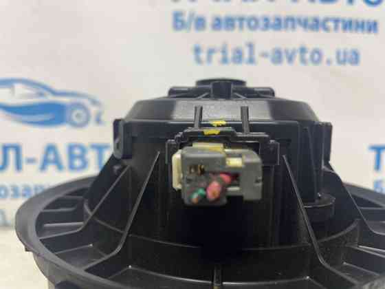 Вентилятор печки Hyundai Sonata YF 2.4 БЕНЗИН G4KJ 2010 (б/у) Киев