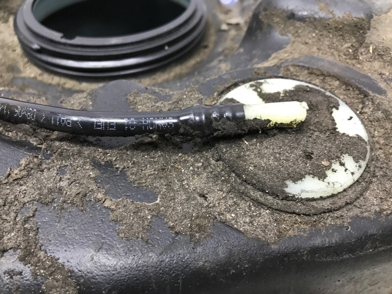 Бак топливный пластик Nissan Juke F15 1.6 TURBO MR16DDT 2010 (б/у) Київ - зображення 4