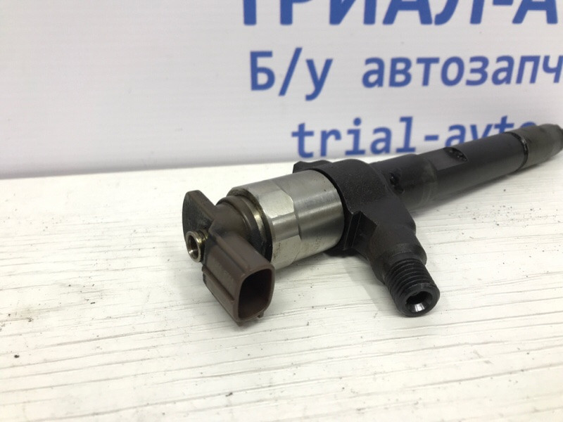 Форсунка топливная Mitsubishi ASX GA 1.8 DIESEL 4N13 2010 (б/у) Киев - изображение 2