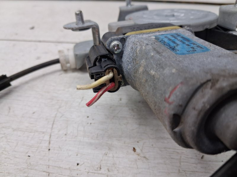 Стеклоподъемник задний правый SsangYong Korando C200 2.0 DIESEL D20DT 2010 (б/у) Київ - зображення 3