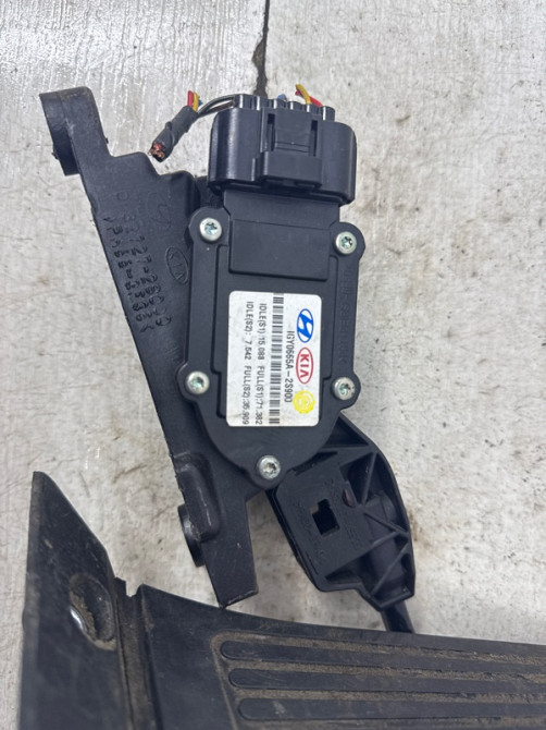 Педаль газа Hyundai IX35 LM 1.7 DIESEL D4FD 2009 (б/у) Київ - зображення 3
