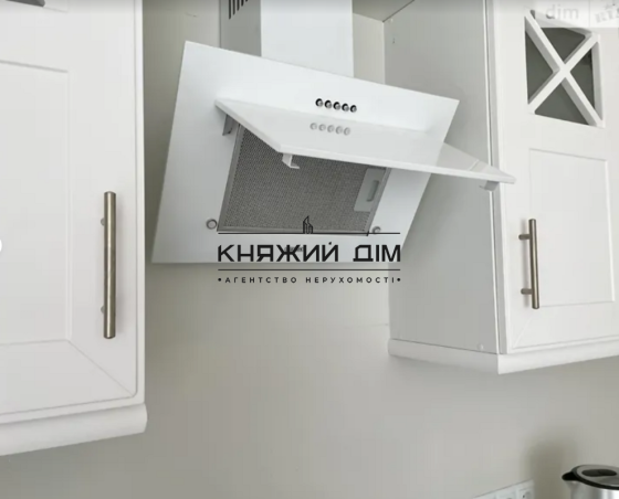 Оренда 1-кімнатної квартири- студіо, на проспекті Степана Бандери. Код об'єкта: 11200009 Київ