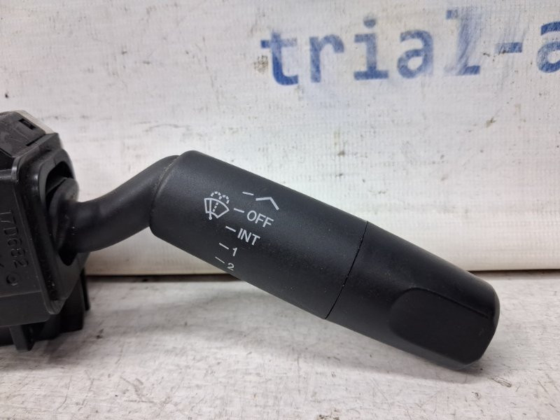 Переключатель подрулевой правый(дворники) Mazda 3 BK 1.6 БЕНЗИН Z6 2003 (б/у) Киев - изображение 2