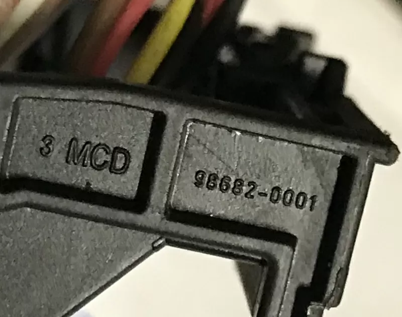 Бу разъём фишка магнтолы Ford Mondeo MK4 98682-0001 оригинал. Кропивницкий - изображение 2