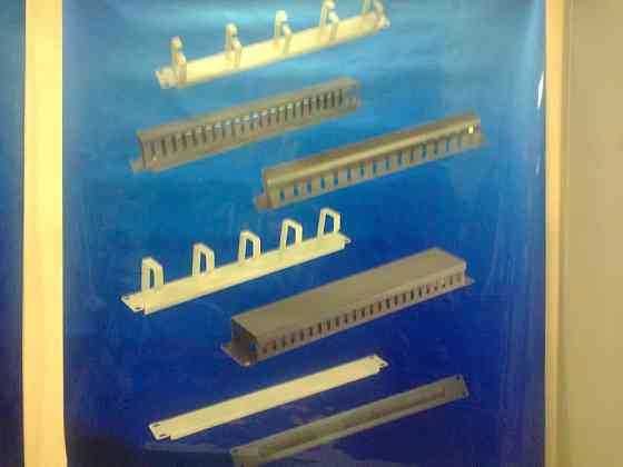 Пасивне мережеве обладнання: кабелі, патч-панелі, шафи, стійки та комплектуючі Київ