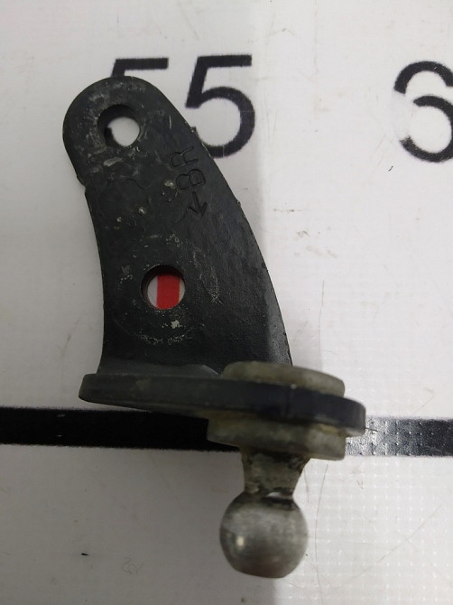 Кронштейн крепления амортизатора капота правый корпус Tesla model S, model S REST 1011641-00-B Київ - зображення 1