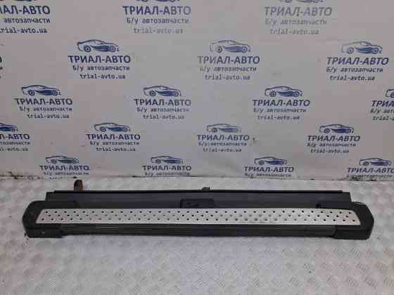 Подножка Mitsubishi Pajero Wagon 3 3.2 ДИЗЕЛЬ 4M41 1999 прав. (б/у) Киев