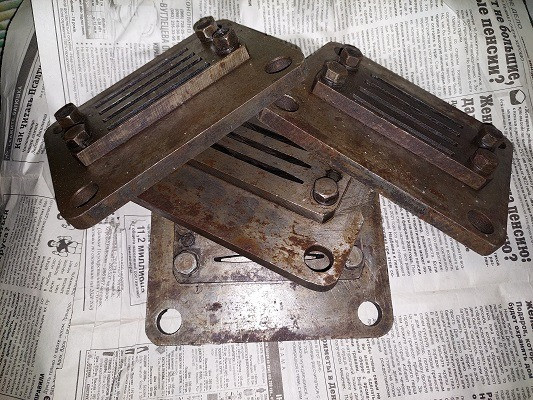 Клапан в сборе компрессора ВП 3-4/9-1100 Полтава - зображення 1