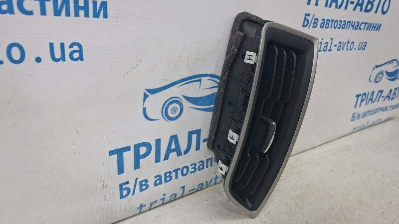 Дефлектор обдува Ford Edge 2 2.0 БЕНЗИН ENR90 2015 лев. (б/у) Киев - изображение 2