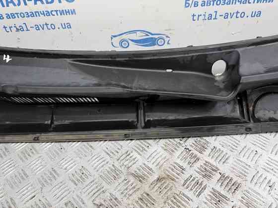 Дефлектор дворников Toyota RAV 4 2005-2016 5570842140 (Арт. 83392) Киев