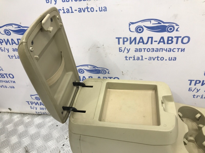 Подлокотник Hyundai Santa fe 2005-2012 84610-2B010-J4 (Арт. 52316) Київ - зображення 4