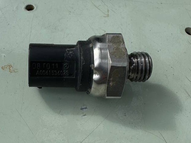 Датчик давления выхлопных газов Mercedes Sprinter 2.1/2.2 cdi 2006-2017 (A0061536028) Ковель - изображение 1