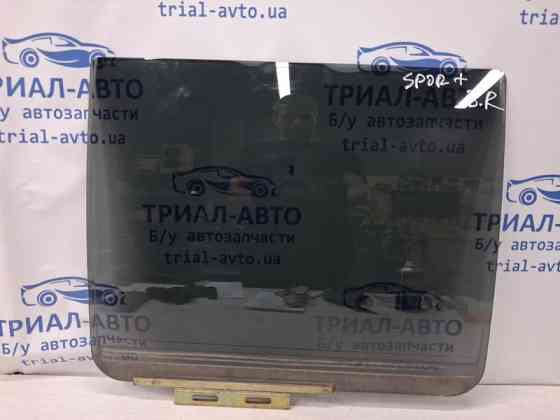 Стекло двери заднее правое Mitsubishi Pajero Sport K9 2.5 DIESEL 4D56 1996 (б/у) Киев