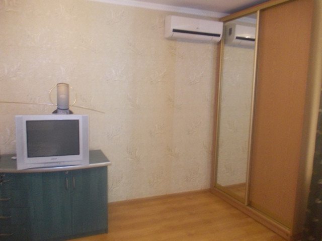 ОРЕНДА 1к кв м Палац Україна вул Антоновича 154 код 1136527 Киев - изображение 8