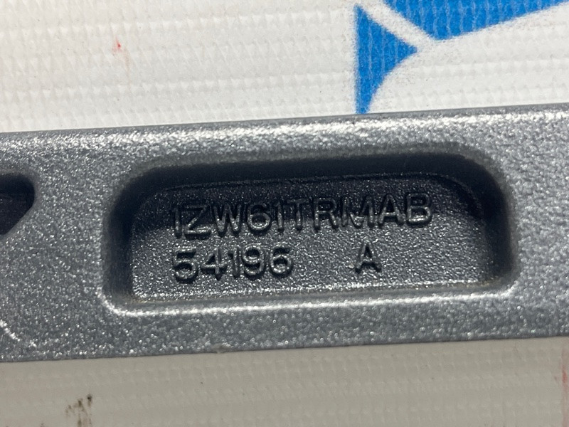 Внутренняя отделка ручки багажника Jeep Cherokee 2013-2019 1ZW611C5AA (Арт. 74682) Київ - зображення 5