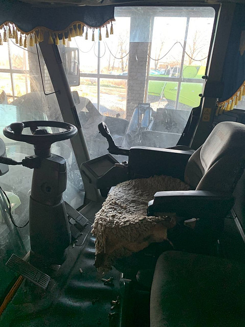 Розборка Трактор Claas Xerion 3800 2011 р/в запчастини б/у Житомир - изображение 8